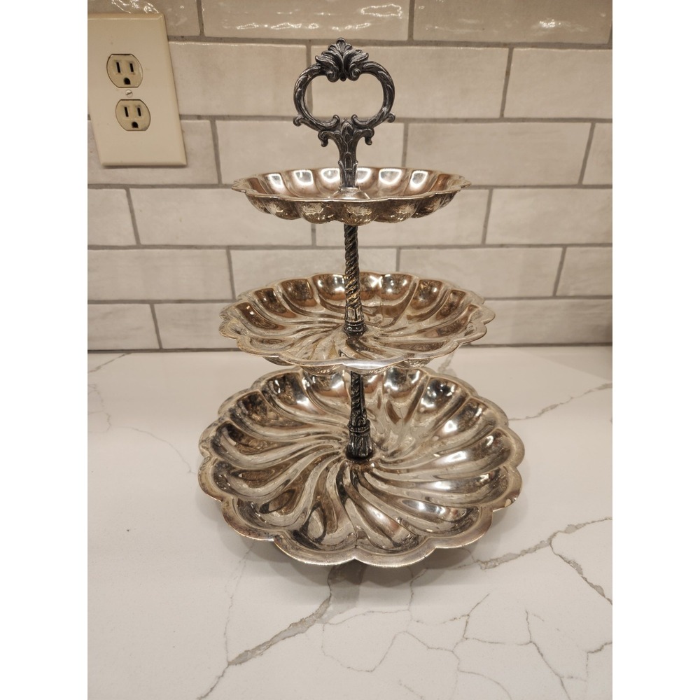 VTG FB Rogers Silver Co. 3 Tier Silverplate Tidbit Serving Tray/Dessert Stand